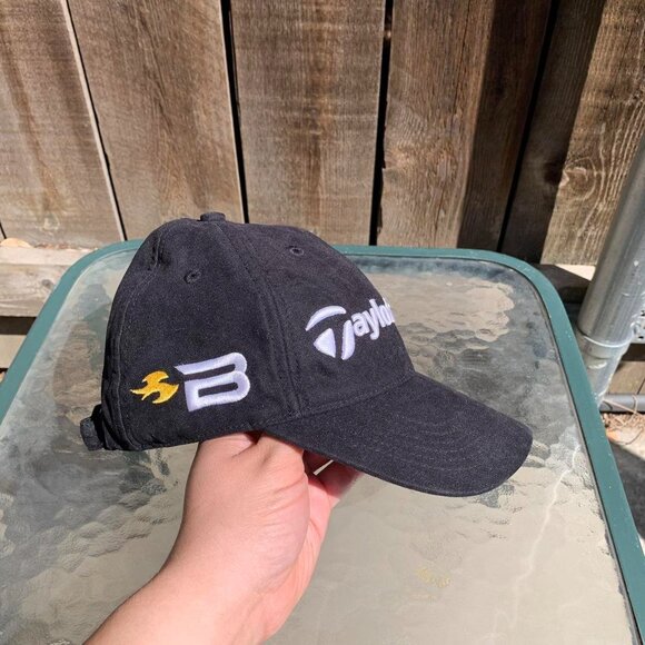 TaylorMade Men's Black and White Hat - Picture 3 of 5